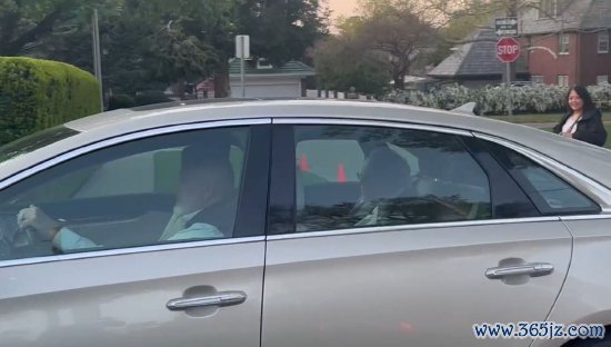 (新浪财经摄于奥马哈)